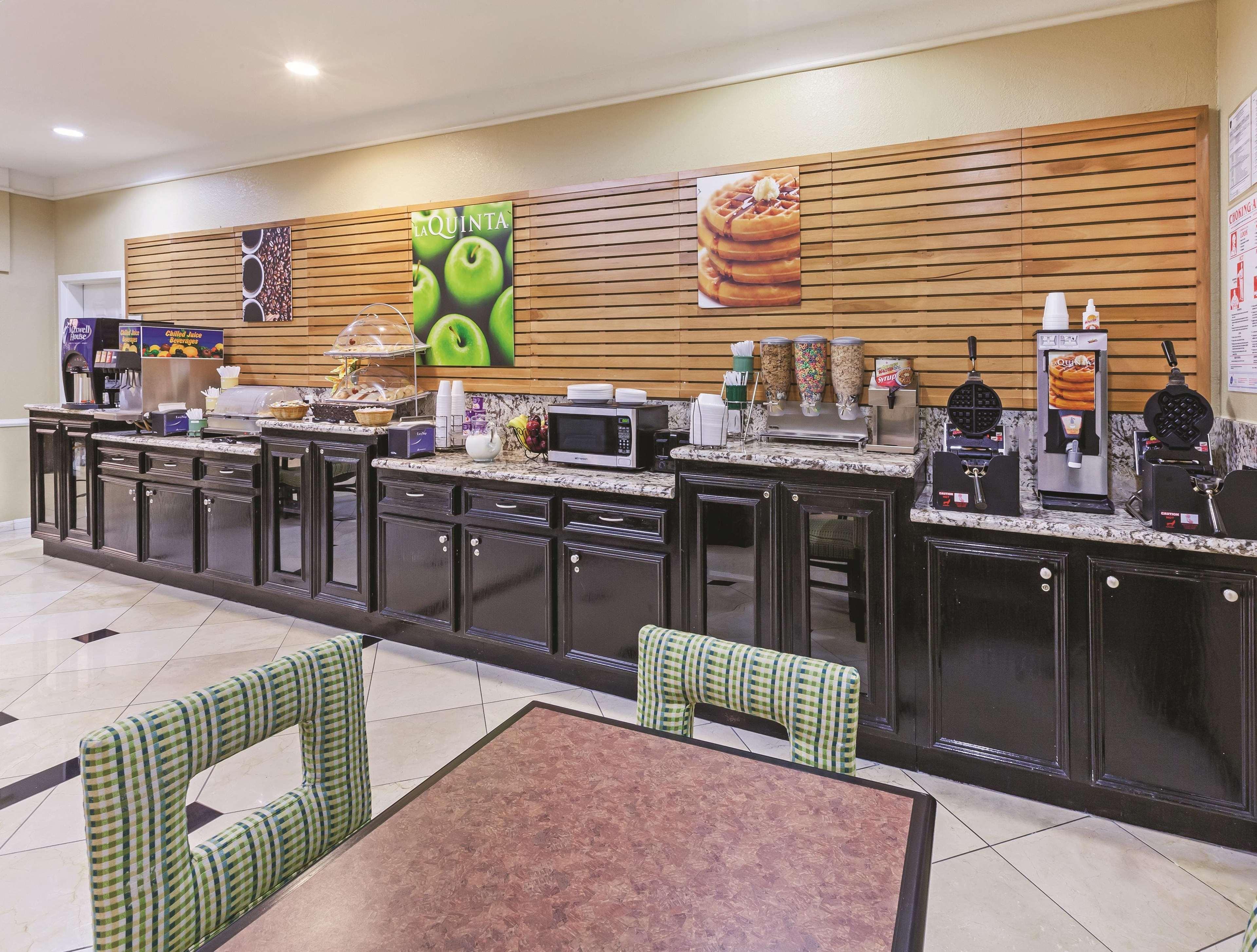 La Quinta By Wyndham Pearland Hotel Eksteriør billede